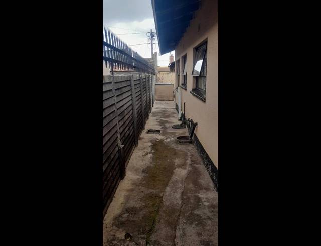 2 BEDROOM HOUSE FOR SALE IN PIMVILLE